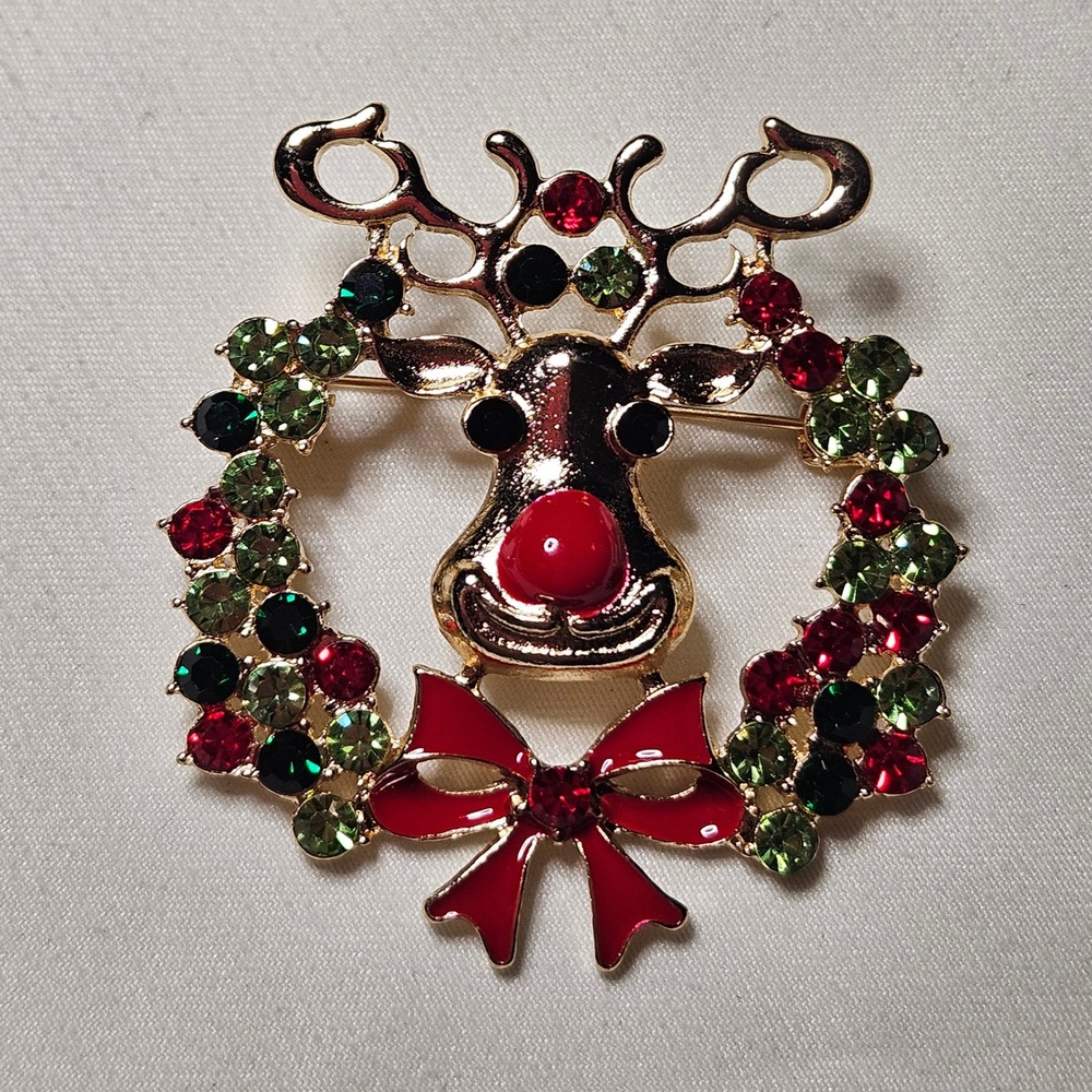 Reindeer Wreath Brooch Women OS Gold Red Green Christmas Holiday‎ Pin